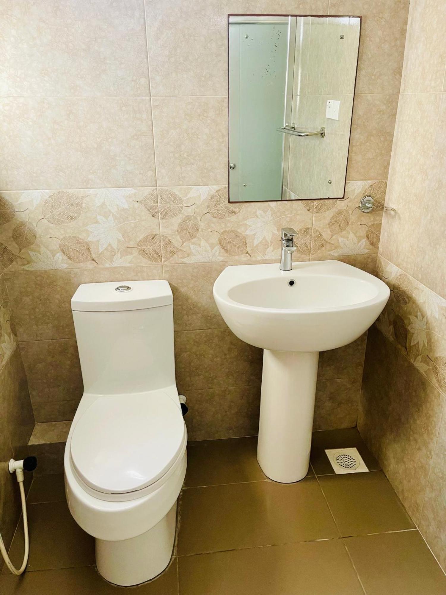 Sand & Surf Guest House Негомбо Екстер'єр фото
